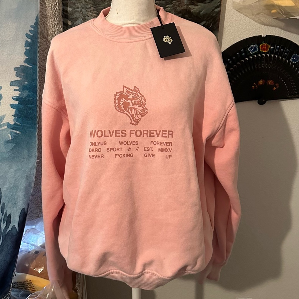 Darc Sport wolves Pink Crew Neck Sweater